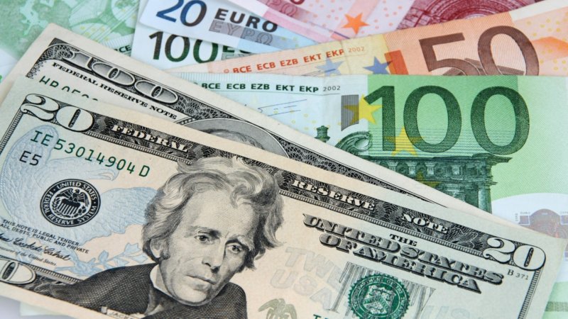 قیمت دلار و یورو در بازارهای مختلف 20 آذر